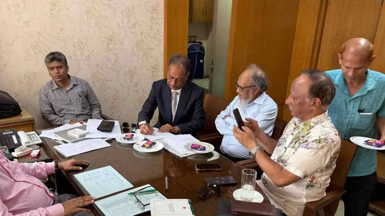 চট্টগ্রামকে আধুনিক নগরীতে রূপ দিতে কাজ করার অঙ্গীকার
