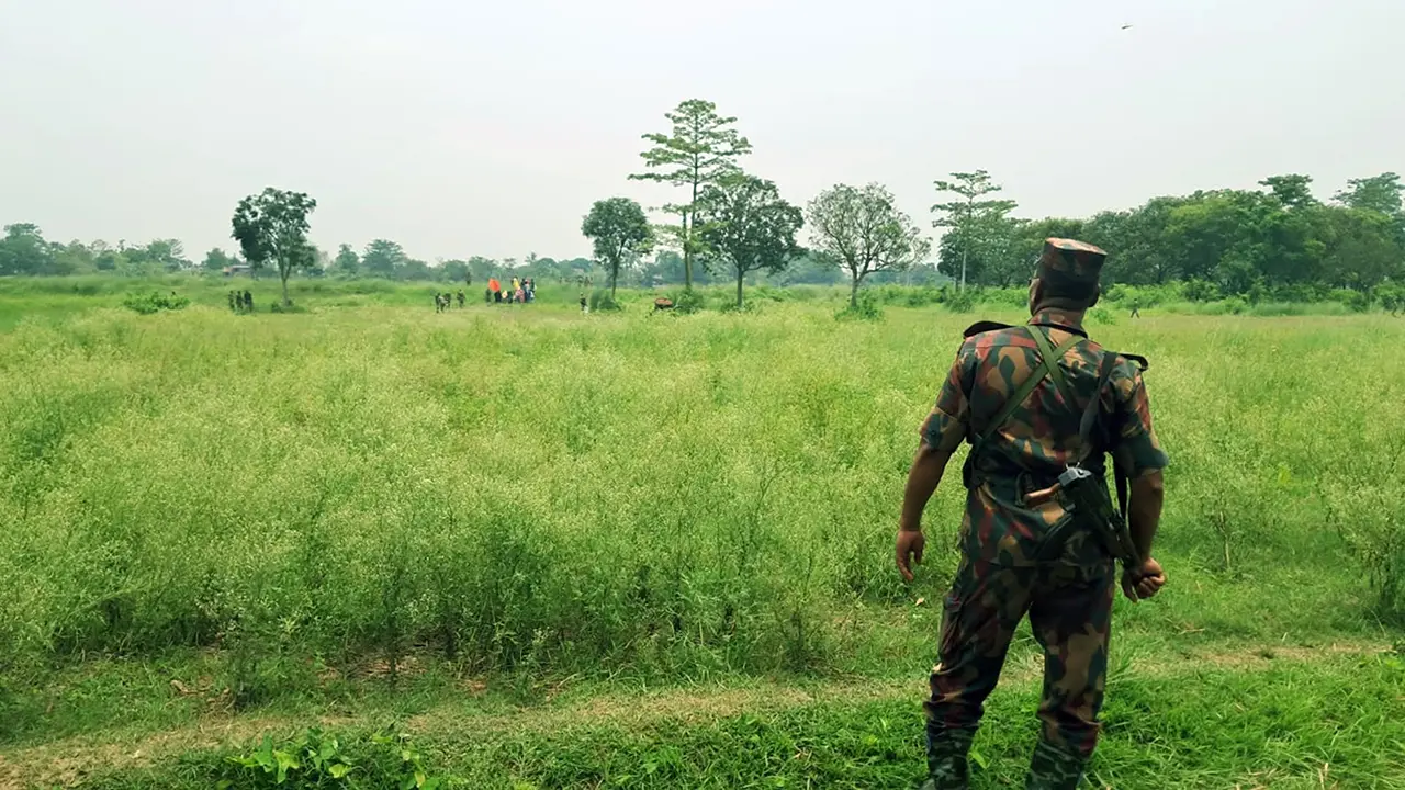 বিজিবির বাধার মুখে ২০ জনকে ফিরিয়ে নিলো বিএসএফ