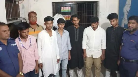 বরগুনায় অভিযান চালিয়ে নিষিদ্ধ ছাত্রলীগের ছয়জনকে গ্রেপ্তার