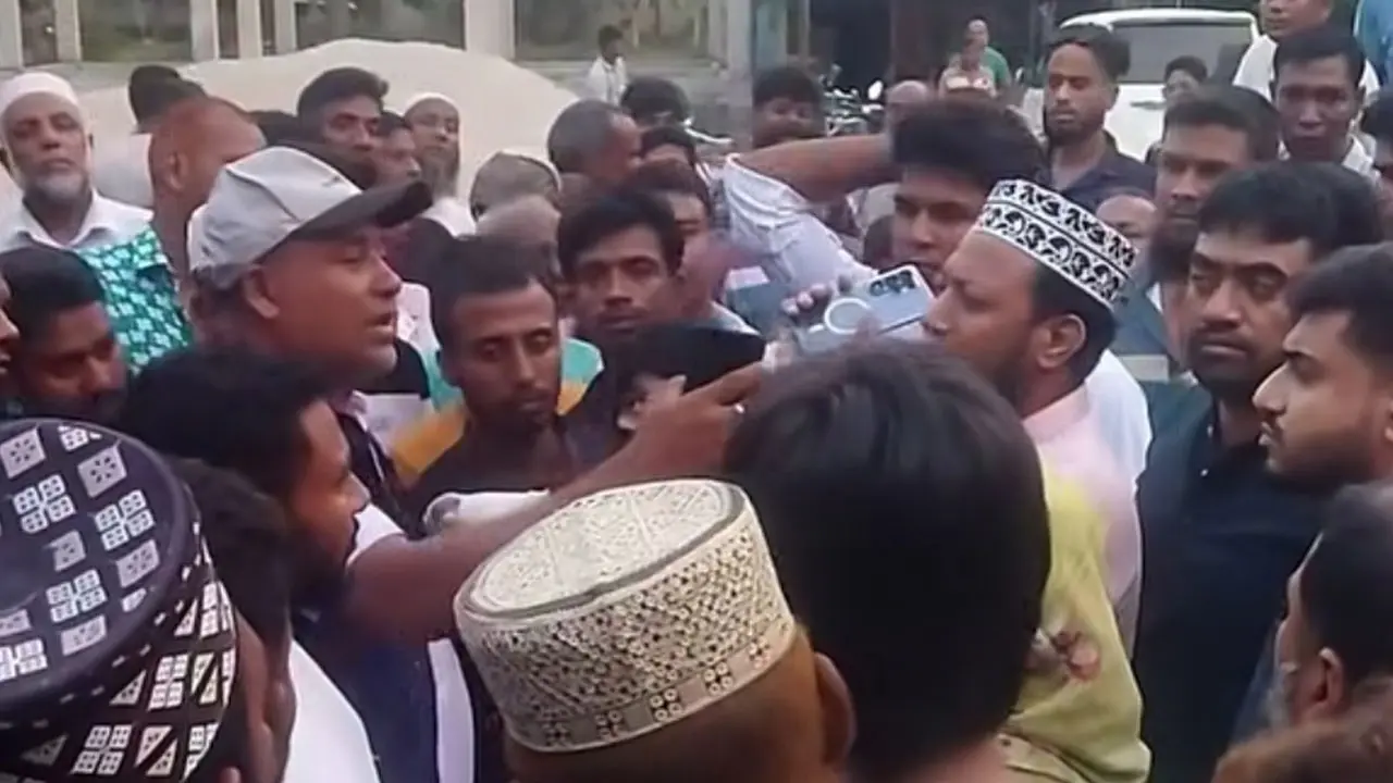 চুয়াডাঙ্গায় এমপি আমির হামজার শ্যালক ও চালককে মারধরের অভিযোগ
