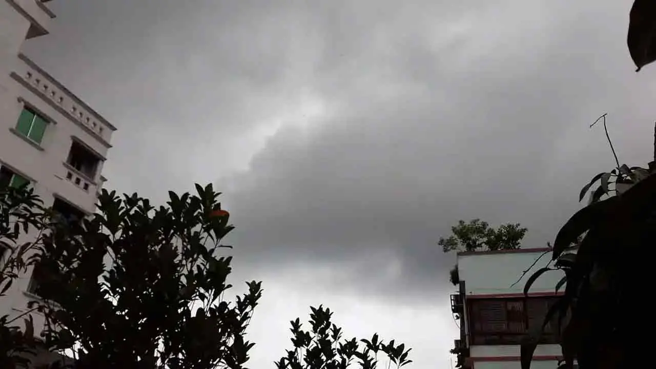 মেঘ-বৃষ্টির লুকোচুরি, আগামী পাঁচদিন কেমন থাকবে আবহাওয়া