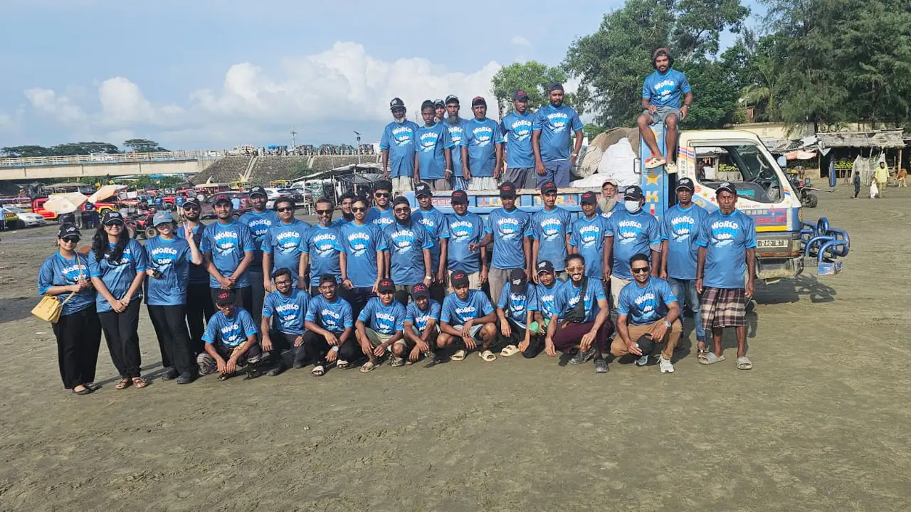 কক্সবাজারে সমুদ্র দিবসে সরানো হলো ৭ টন বর্জ্য