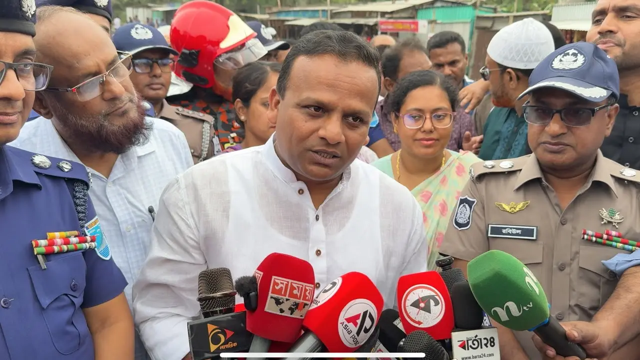 দৌলতদিয়ার বাস ডুবির ঘটনায় দুই তদন্ত কমিটি : নৌ প্রতিমন্ত্রী