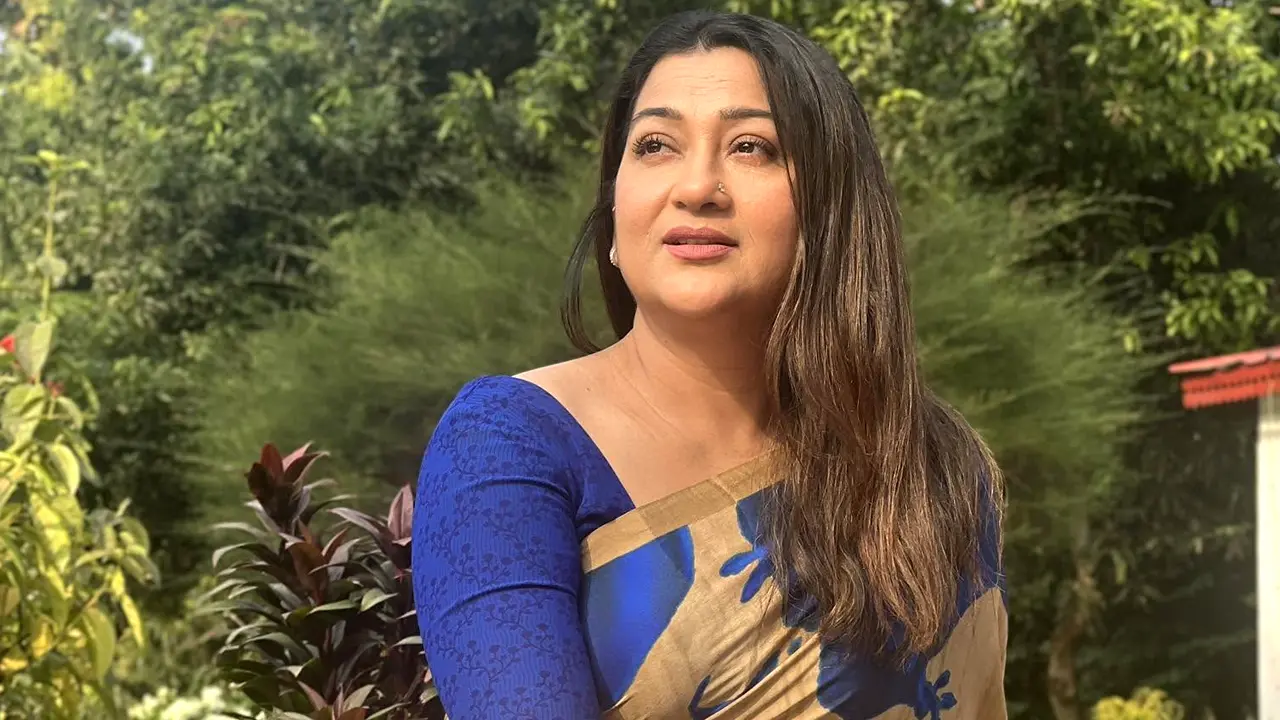দোয়া চাইলেন দীপা খন্দকার, কী হয়েছে অভিনেত্রীর?