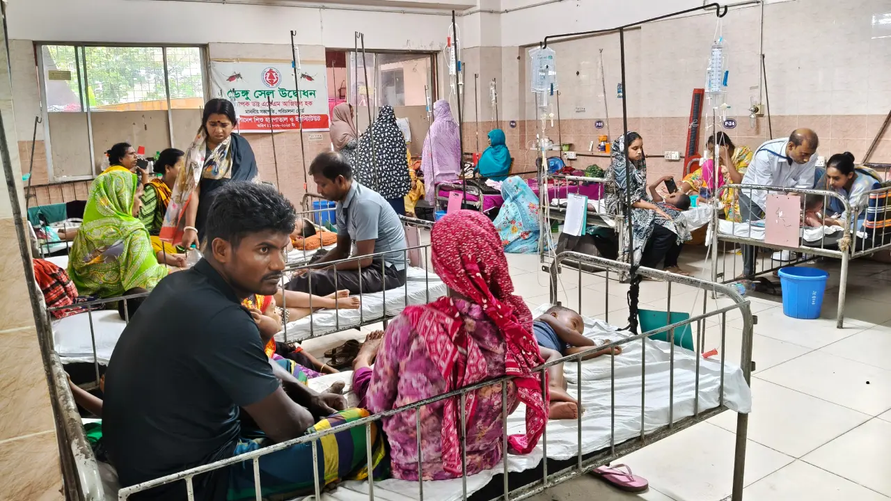 ২৪ ঘণ্টায় ডেঙ্গু আক্রান্তের সংখ্যা বাড়লো প্রায় চার গুণ