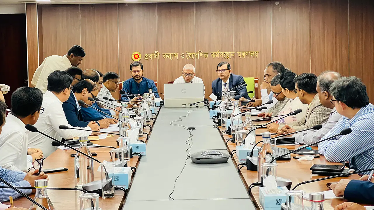 তিন এজেন্সির লাইসেন্স প্রত্যাহার, জামানত বাজেয়াপ্ত