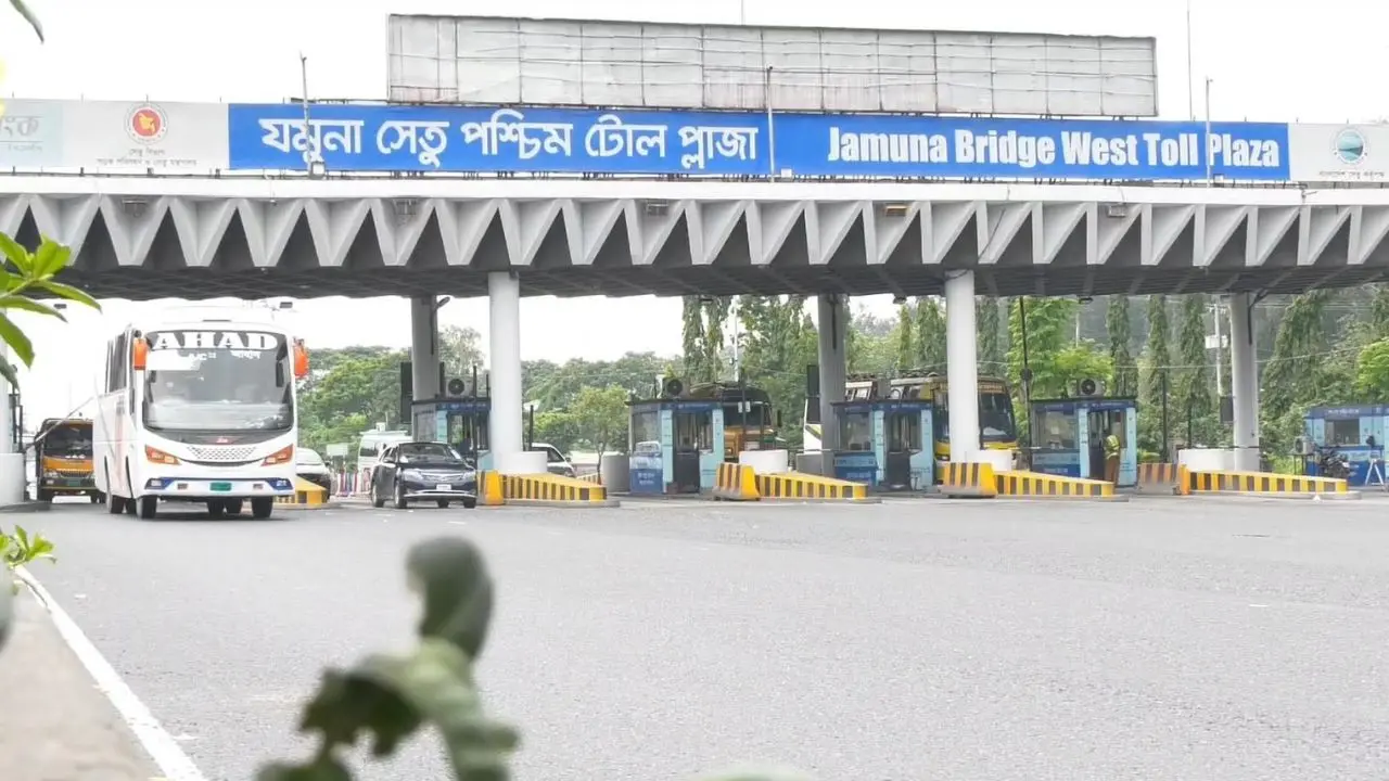 যমুনা সেতু পার হয়েছে ৪৩ হাজার ৯০৯ যানবাহন, টোল আদায় ৩ কোটি ৬০ লাখ টাকা