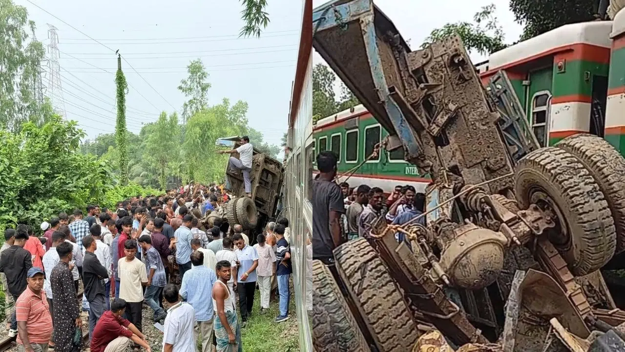 চট্টগ্রামে ট্রাকের সঙ্গে ট্রেনের ধাক্কা, বড় দুর্ঘটনা থেকে রক্ষা