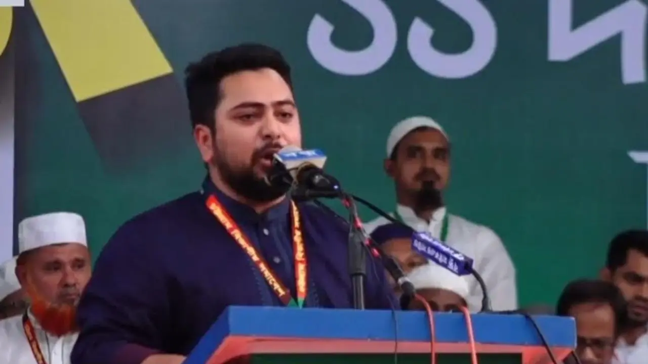 পুলিশি হয়রানি ও পুরোনো স্বৈরাচারী চর্চা অব্যাহত রয়েছে : নাহিদ ইসলাম
