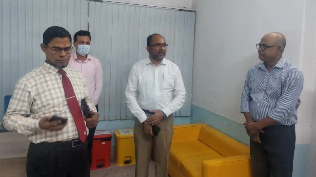 লাইসেন্স না থাকায় চট্টগ্রামের তিন স্বাস্থ্যসেবা কেন্দ্র বন্ধের নির্দেশ