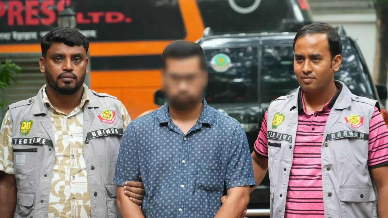 সাবেক ভূমিমন্ত্রী নারায়ণ চন্দ্রের ফেসবুক পেজের এডমিন গ্রেপ্তার