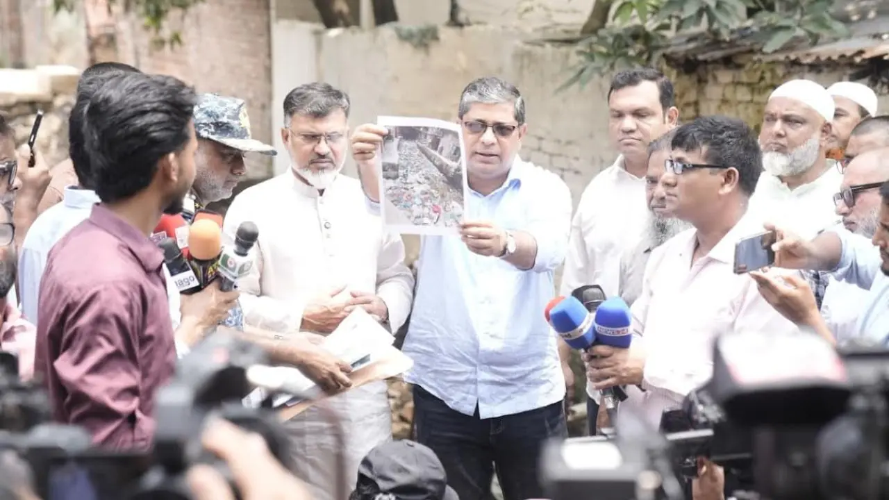 উত্তর-দক্ষিণ সিটির খালের অবৈধ দখলদার মুক্ত করা হবে : প্রতিমন্ত্রী