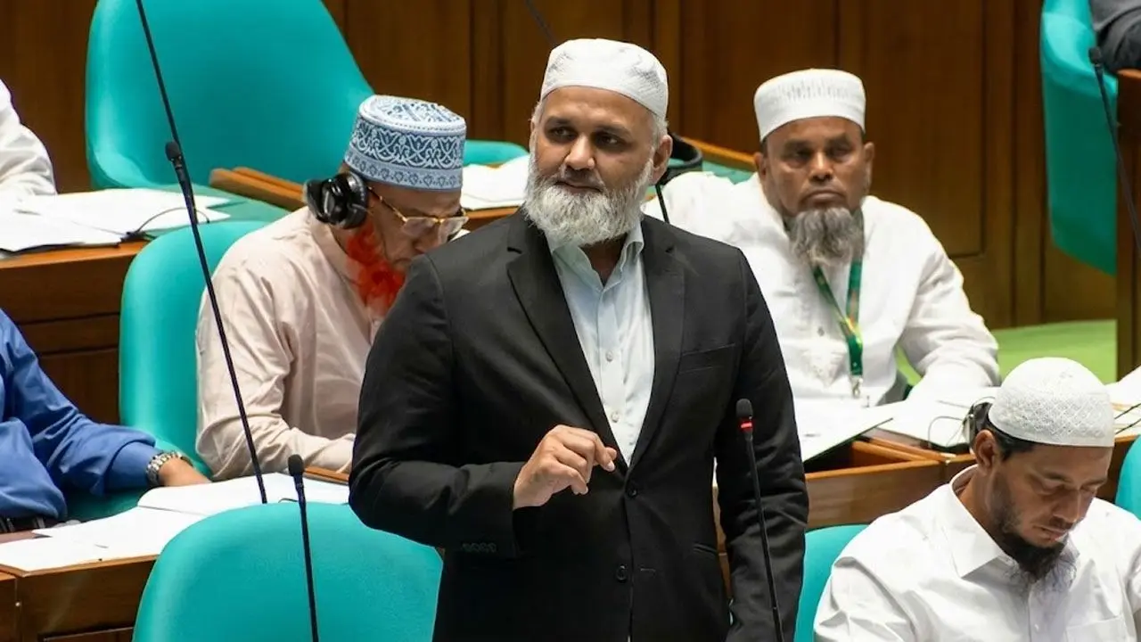 সবচেয়ে বড় নয়, এটি বড় ঘাটতি ও ঋণনির্ভর বাজেট : ব্যারিস্টার নাজিবুর রহমান