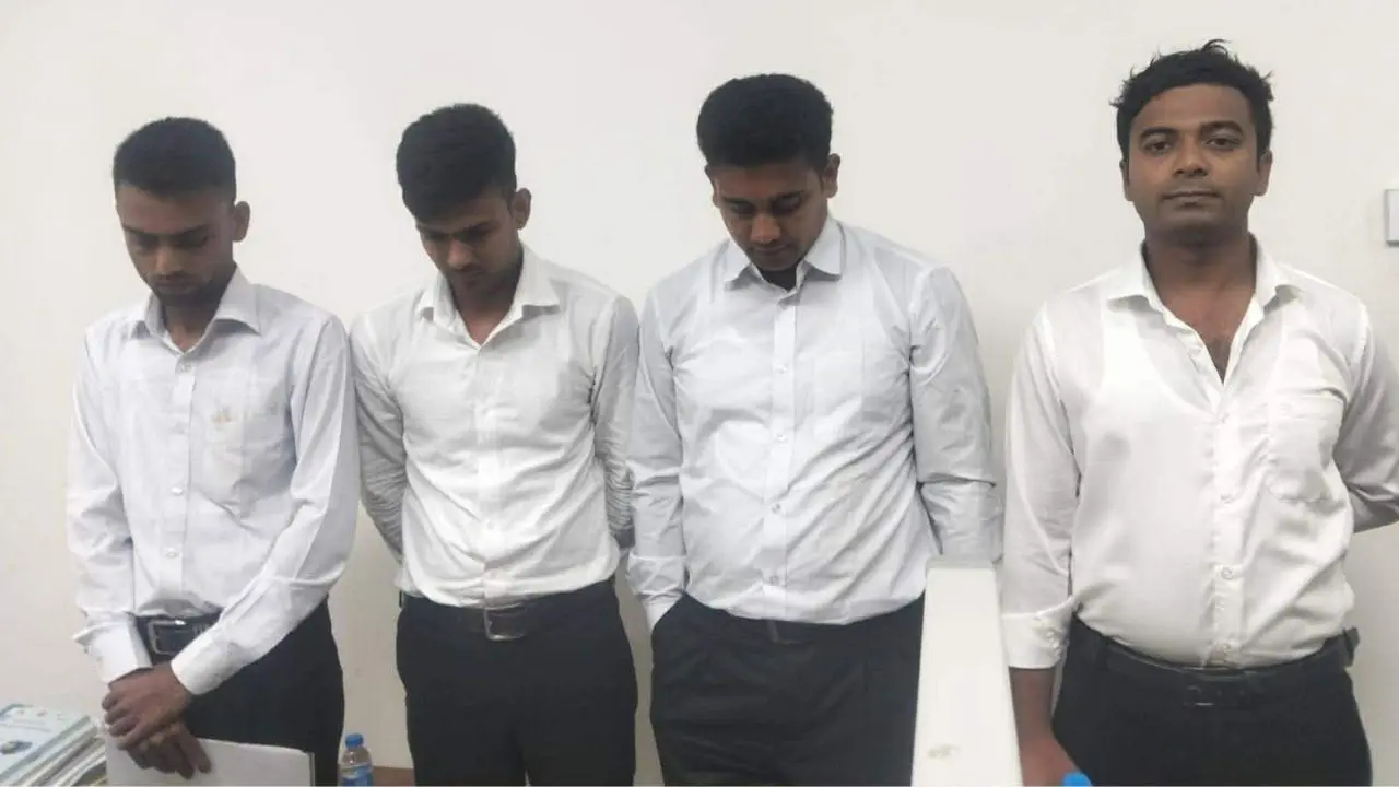 অন্যকে দিয়ে লিখিত পরীক্ষা, ভাইভায় এসে আটক ৪ জন