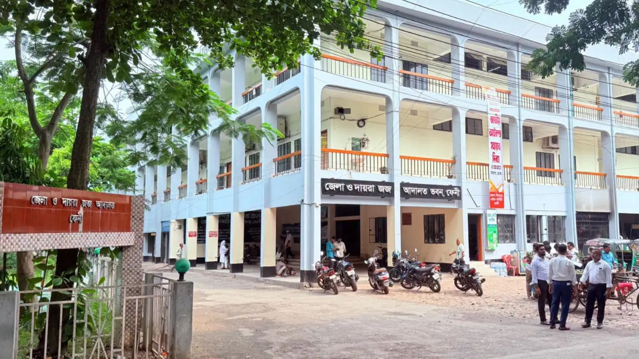 স্বামী-স্ত্রীর পাল্টাপাল্টি মামলা, দুইজনকেই পাঠানো হলো কারাগারে