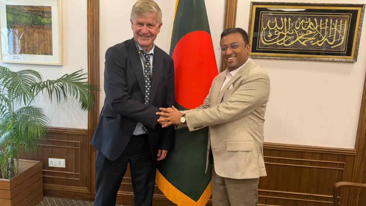 পররাষ্ট্র উপদেষ্টার সঙ্গে আন্তর্জাতিক জলবায়ু প্রতিনিধিদলের সাক্ষাৎ