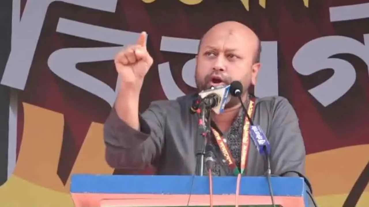 ‘গত ১৭ বছরে দিল্লির গোলামি আপনারা কম করেননি’