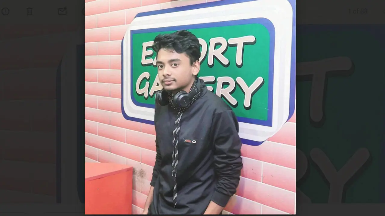 মোটরসাইকেল নিয়ে দ্বন্দ্বে ছোট ভাইয়ের হাতে বড় ভাই খুন