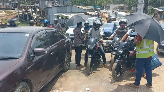 দৌলতদিয়া ঘাটে স্বস্তির পারাপার, নির্বিঘ্নে ফিরছেন কর্মজীবীরা