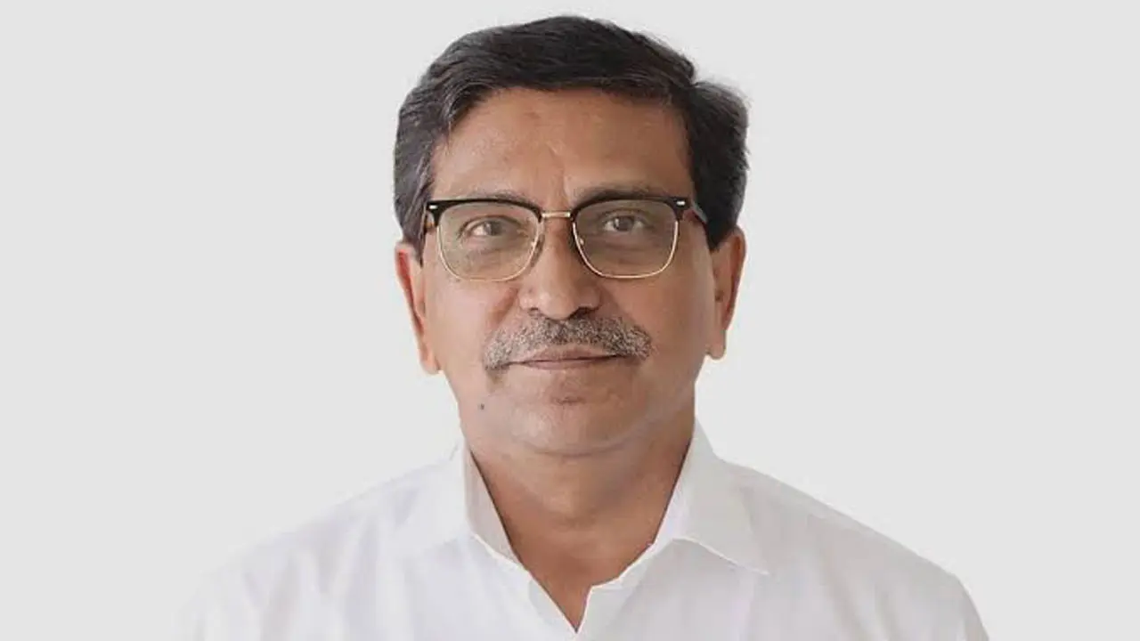 মানবতাবিরোধী অপরাধে হানিফসহ চারজনের মামলার রায় যেকোনো দিন