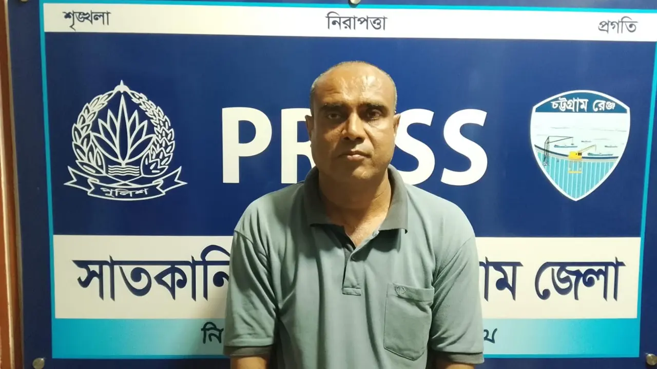 চট্টগ্রামে অস্ত্রের জোগানদাতা সেই যুবলীগ নেতা হাছান মাহমুদ গ্রেপ্তার