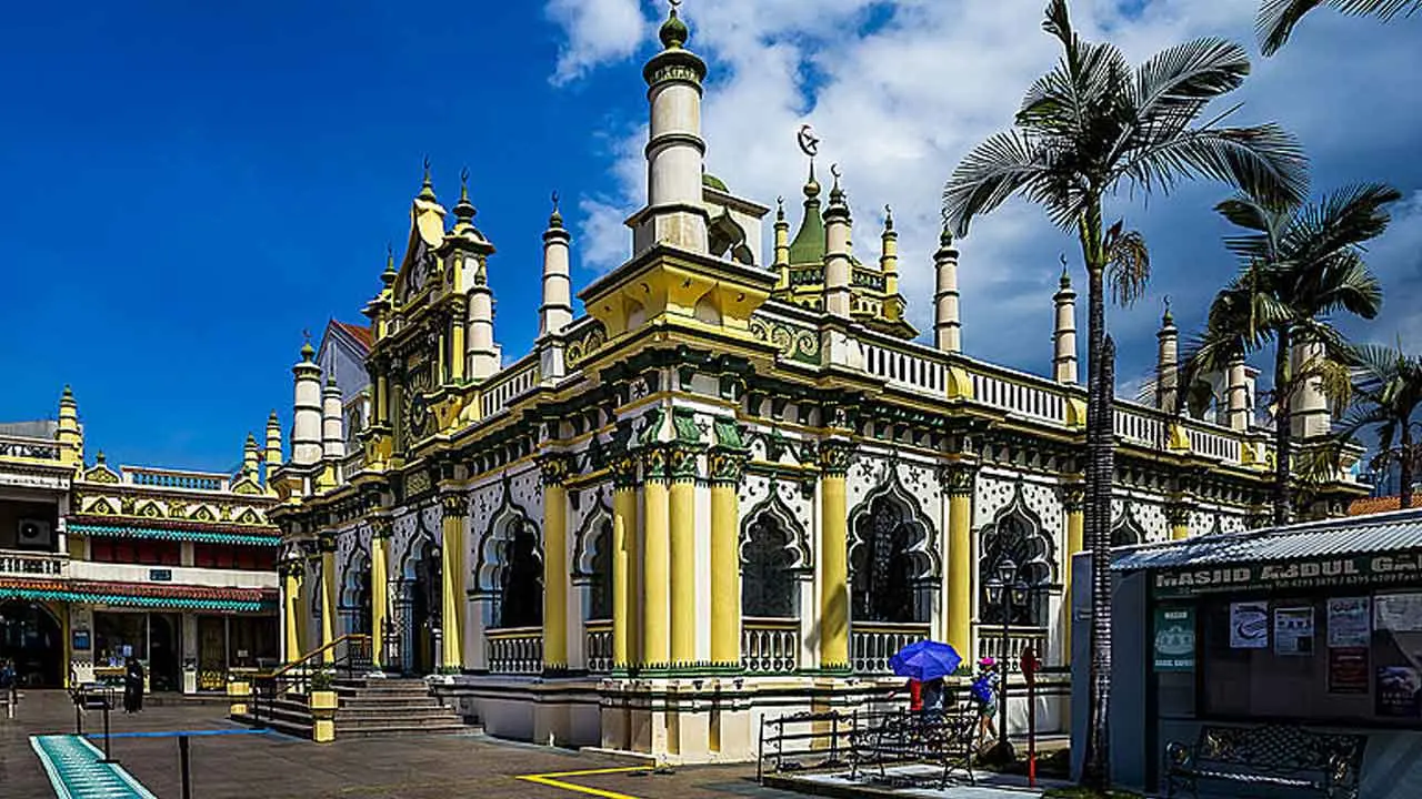 যে মসজিদে আছে একটি গোপন কক্ষ
