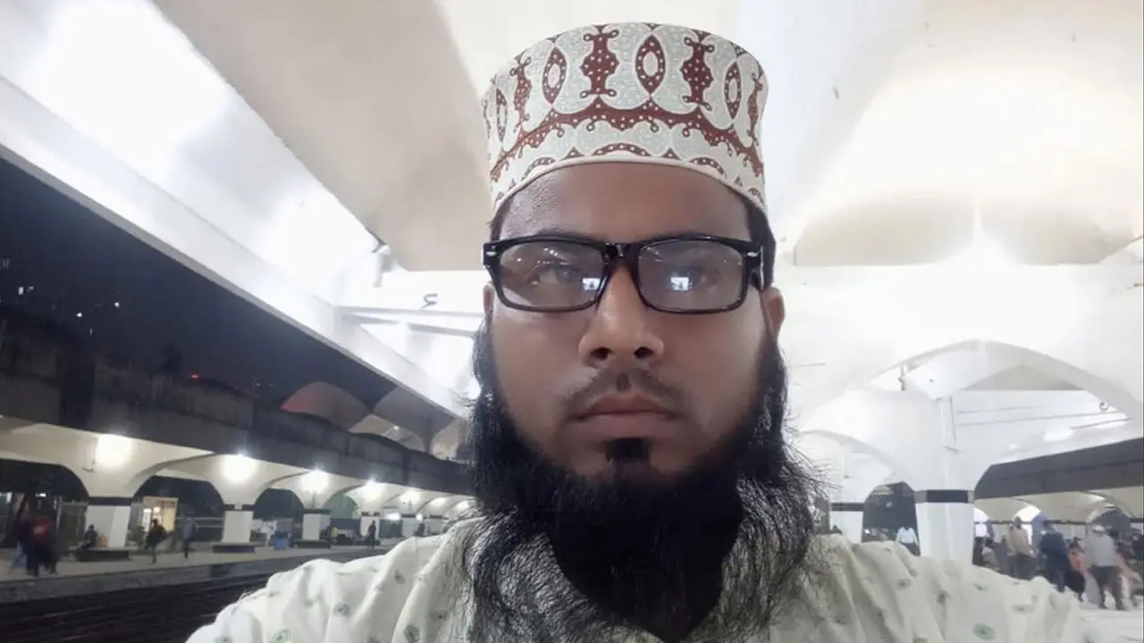 ঘুমের মধ্যে সাপের কামড়ে জামায়াত নেতার মৃত্যু