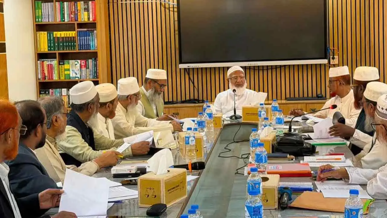 সীমান্তে পুশইন ও রাজনৈতিক হত্যাকাণ্ড নিয়ে আলোচনা