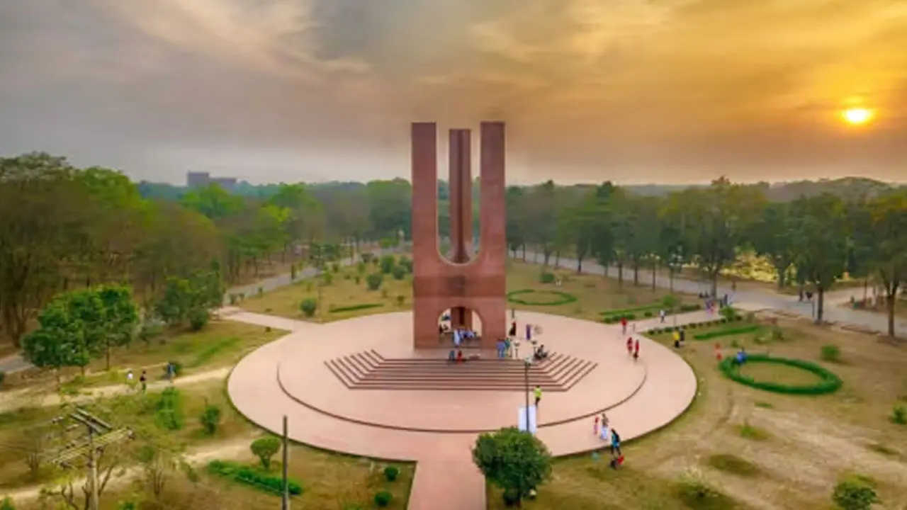 জাবিতে ছাত্রলীগের ২১ জনের সাজা মওকুফ ও হ্রাস