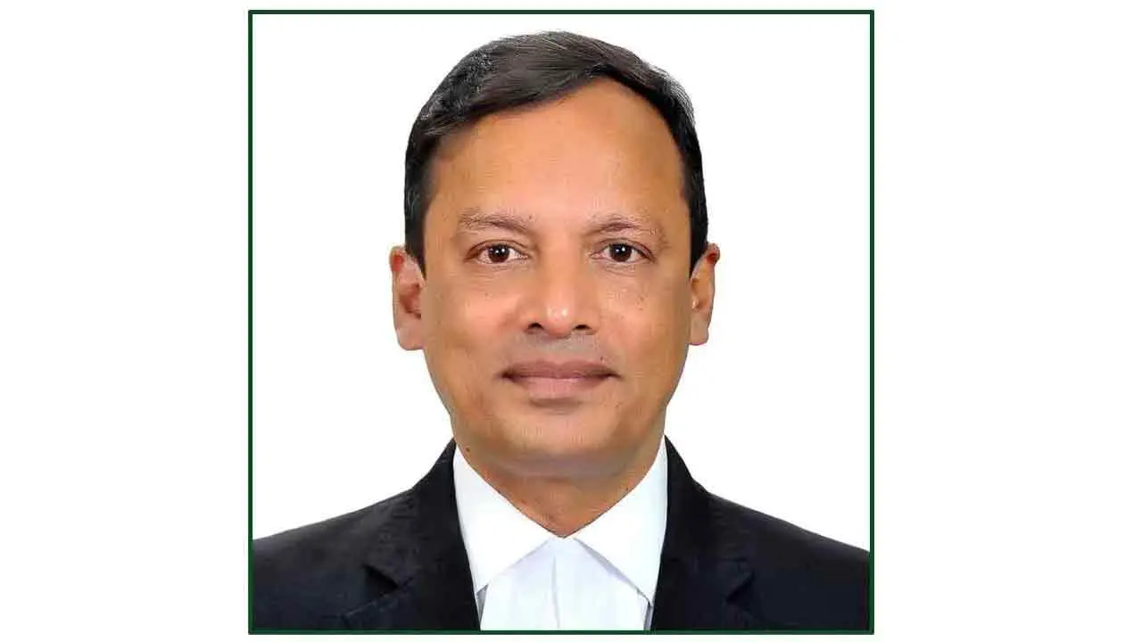 অ্যাটর্নি জেনারেলকে নিয়ে ফেসবুকে অপপ্রচার : শাহবাগ থানায় জিডি