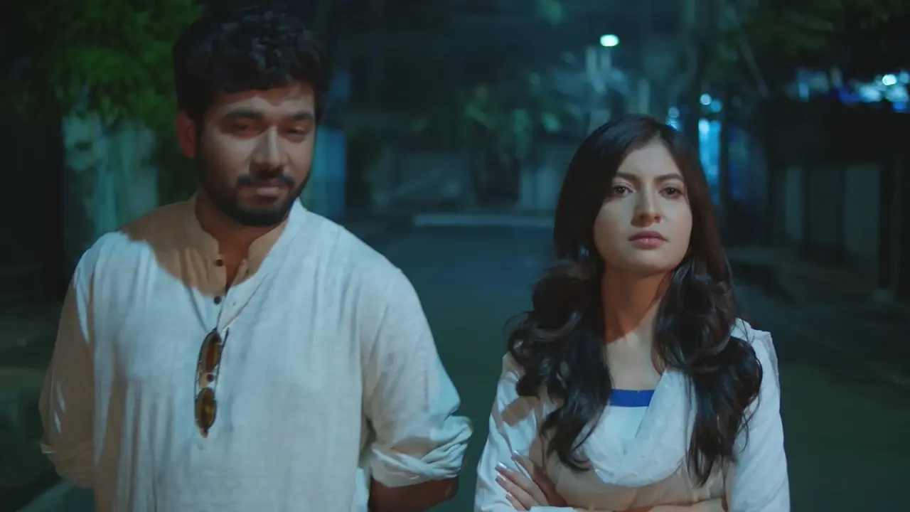 ভিন্নধর্মী গল্পে প্রশংসায় ভাসছে ‘বই পোকা’