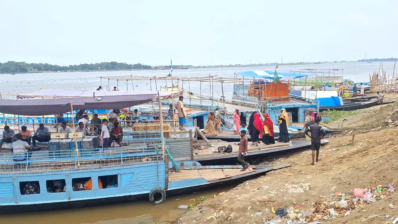 সন্ধ্যা ৬টার পর বন্ধ থাকবে যাত্রীবাহী নৌকা