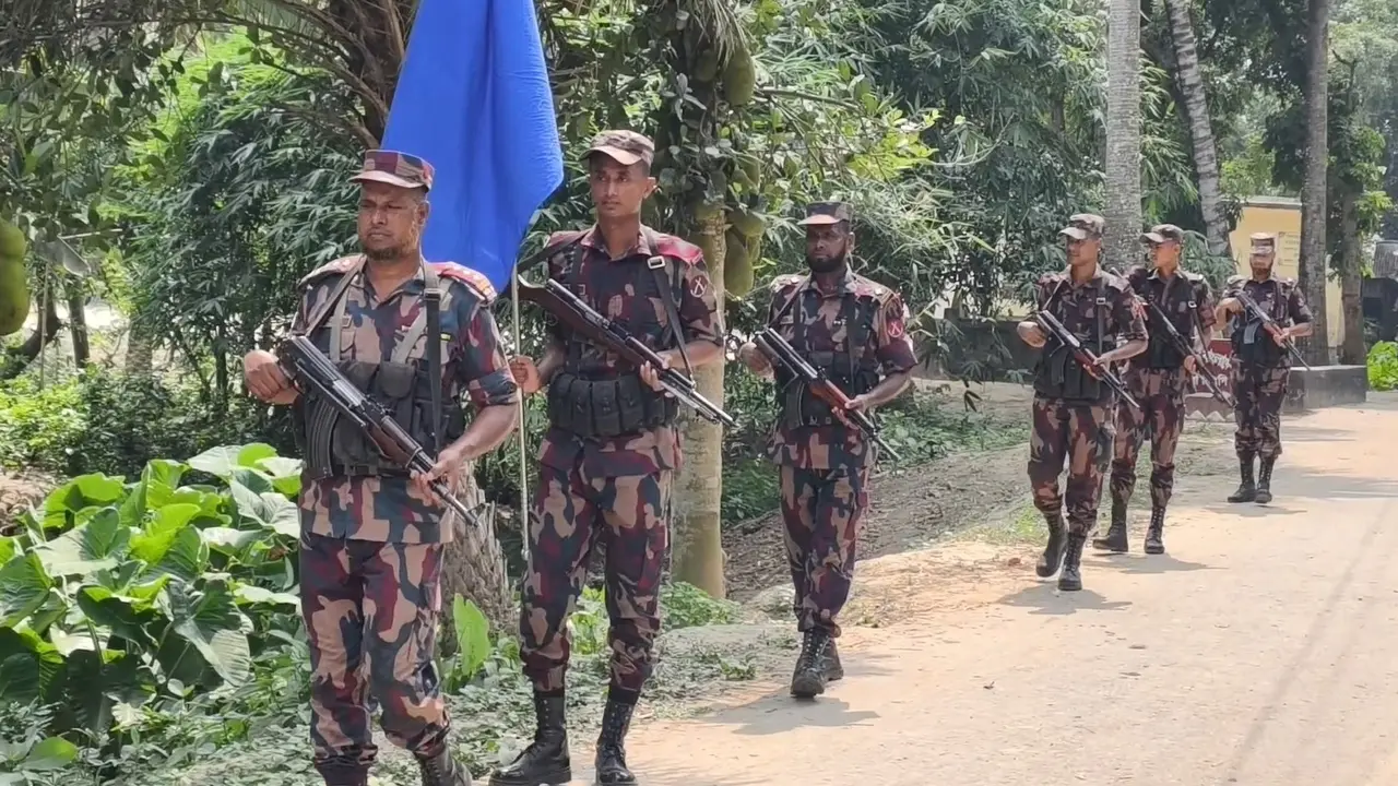 ঝিনাইদহ সীমান্তে আতঙ্ক, ১০ বার পুশইনের চেষ্টা ব্যর্থ করেছে বিজিবি