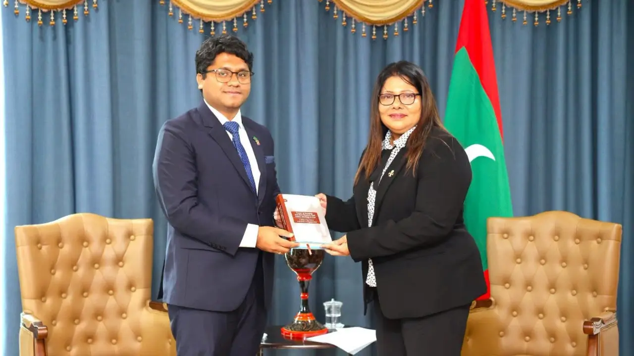 বাংলাদেশ থেকে স্বাস্থ্যকর্মী নিয়োগে আগ্রহী মালদ্বীপ