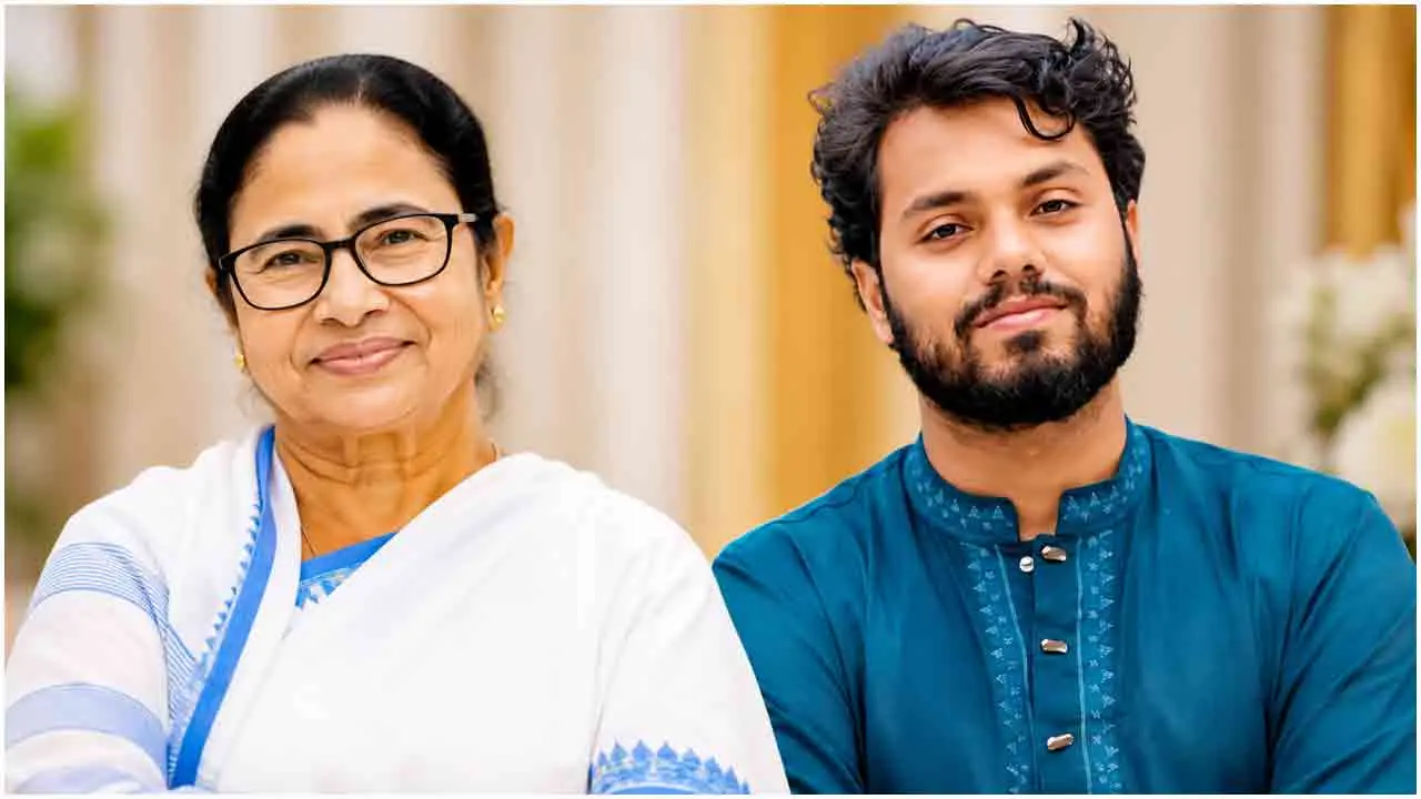 হাদি হত্যাকাণ্ড নিয়ে মন্তব্যের জেরে মমতার বিরুদ্ধে থানায় অভিযোগ