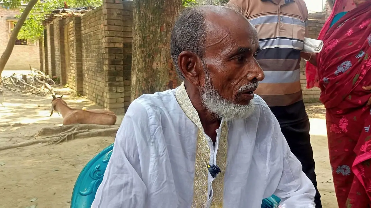 ৩৮ বছর পর বাড়ি ফিরলেন জাবেদ আলী, মেনে নেননি স্ত্রী