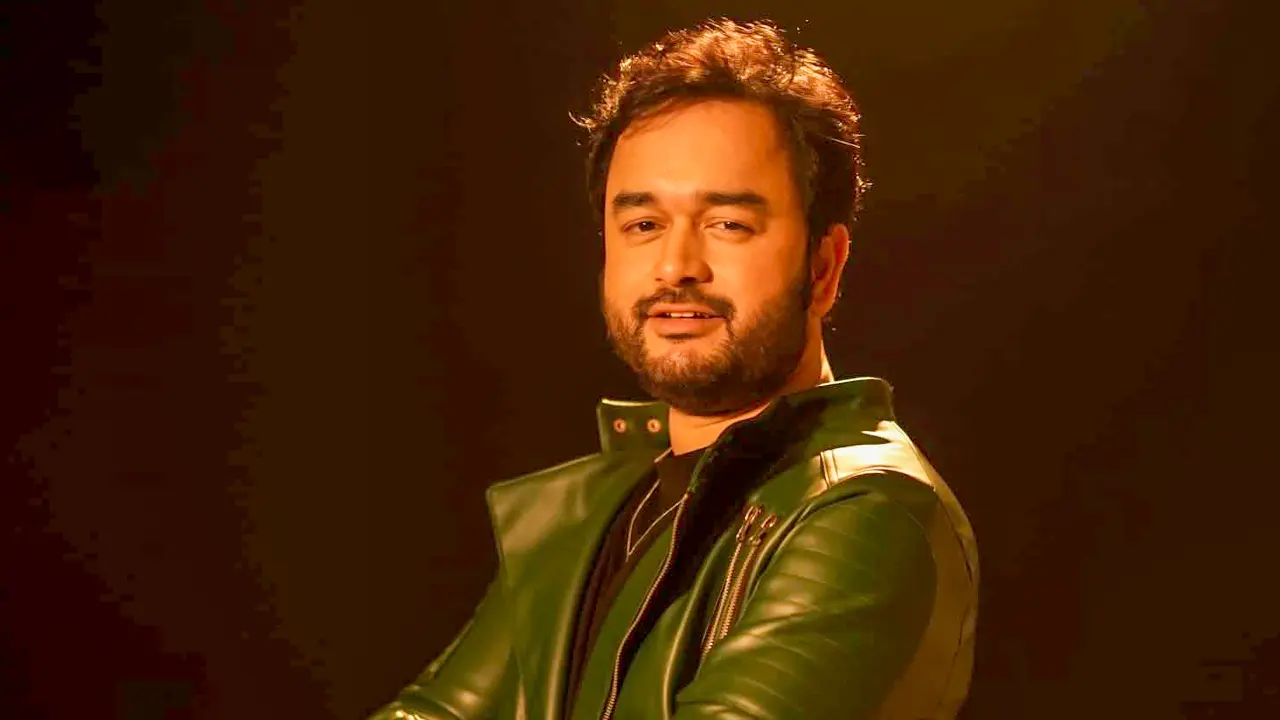 ‘ভালোবাসতে কি ভয় হয়’