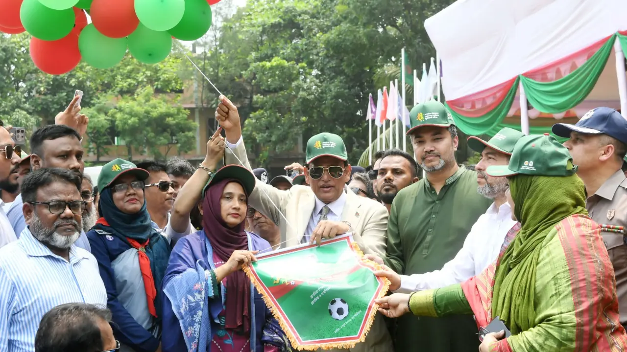 প্রাথমিক বিদ্যালয় গোল্ডকাপের জাতীয় পর্ব শুরু, মাঠে ১৬ সেরা দল