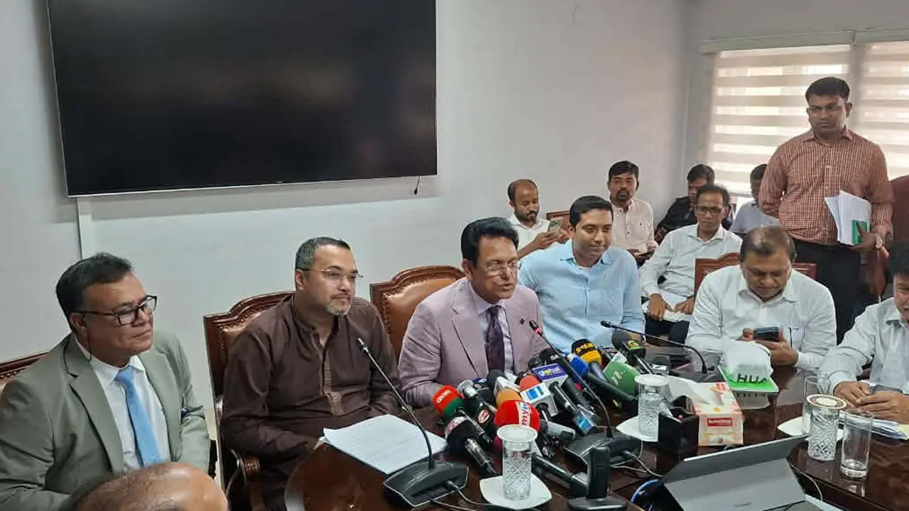 বাজেটে শিক্ষা খাতে জিডিপির ২ শতাংশ বরাদ্দ থাকতে পারে : শিক্ষামন্ত্রী