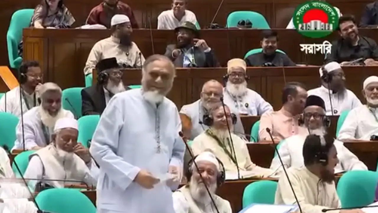 ঋণখেলাপি হয়েছেন গভর্নর, আতঙ্কে ইসলামী ব্যাংক থেকে ৩৫ হাজার কোটি উত্তোলন