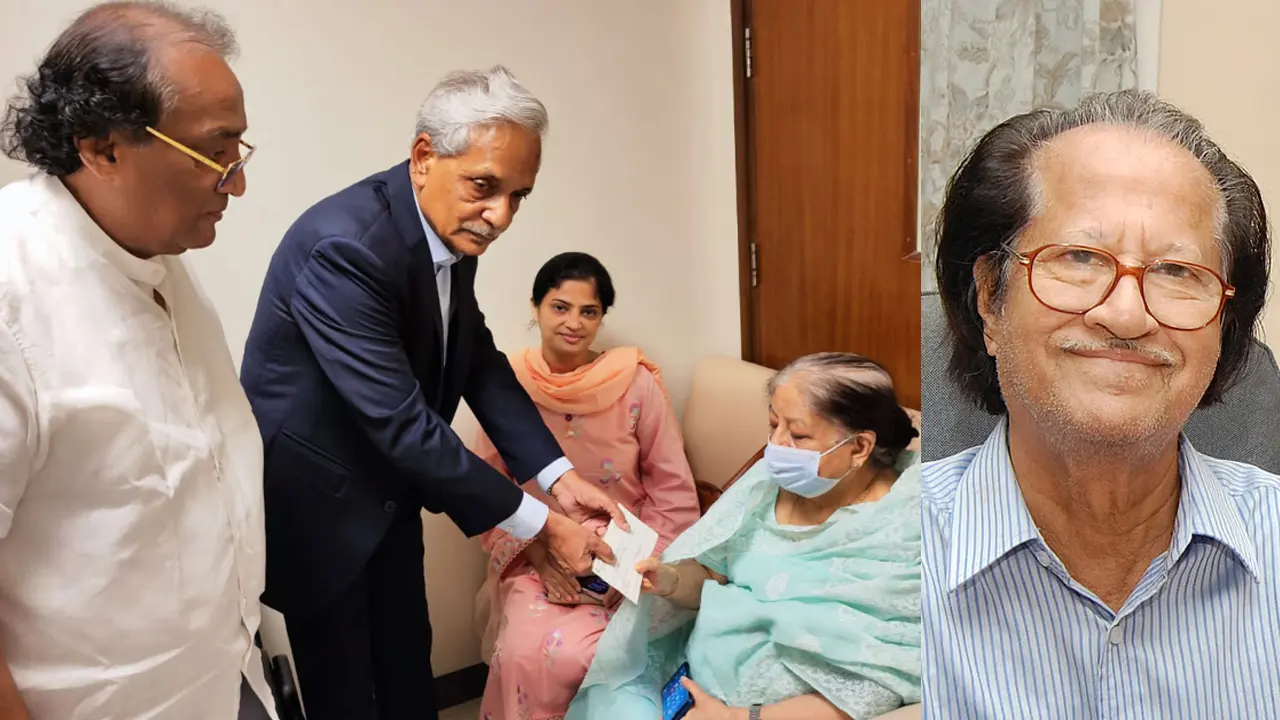 অসুস্থ মুস্তাফা মনোয়ারের পাশে সংস্কৃতি মন্ত্রণালয়