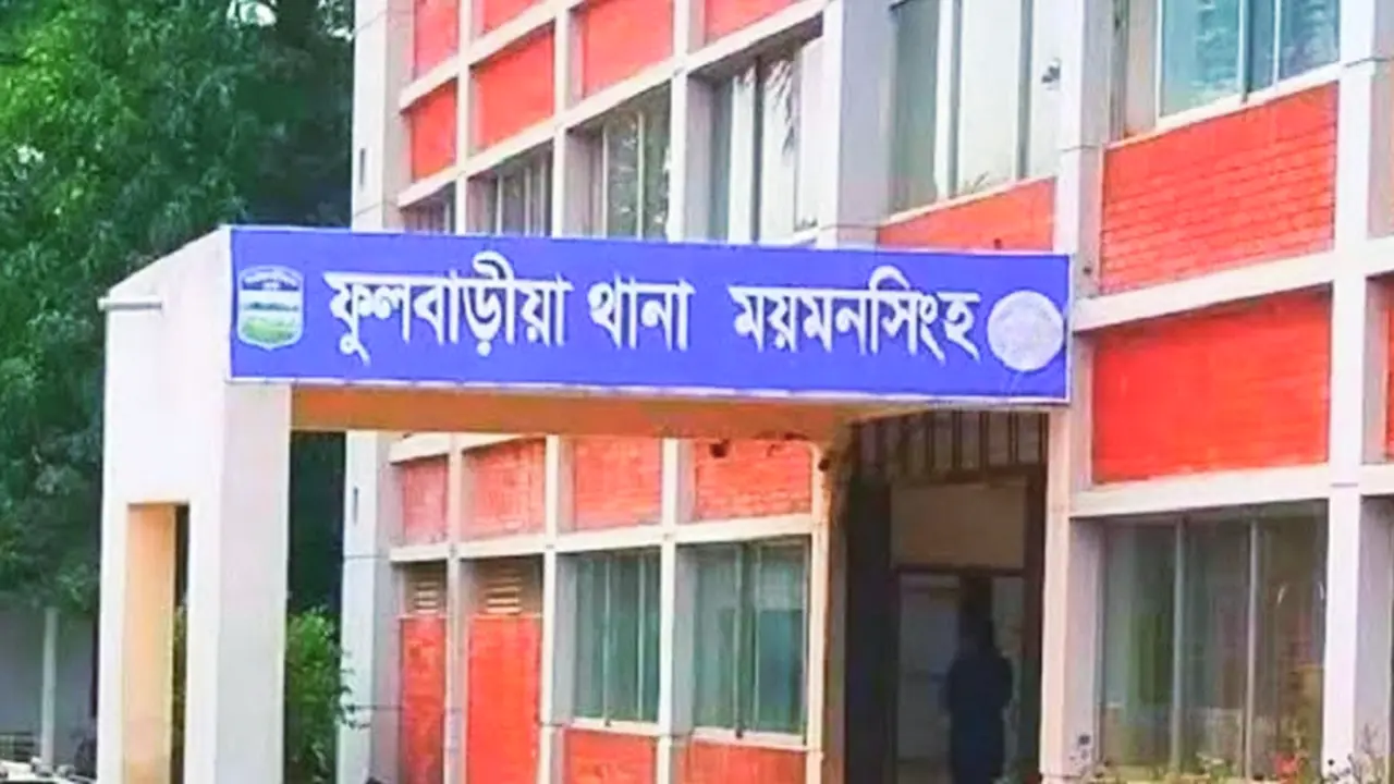 ফুলবাড়িয়ায় বজ্রপাতে কলেজছাত্রী ও কৃষকের মৃত্যু