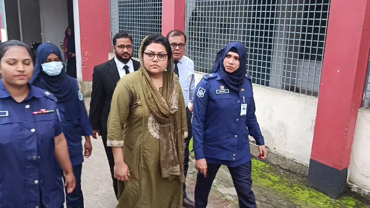পঞ্চগড়ে যুব মহিলা লীগ নেত্রী মৌসুমী কারাগারে