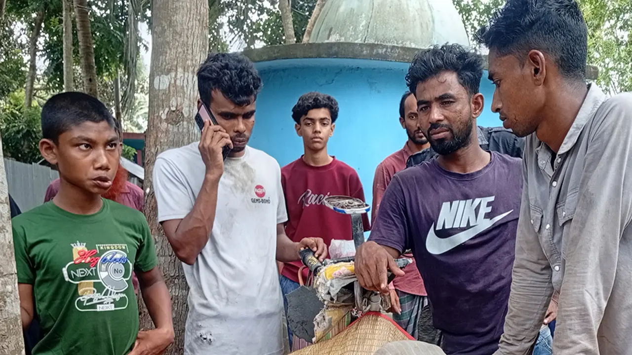 নড়াইলে পুকুরে ডুবে আপন দুই ভাইয়ের মৃত্যু
