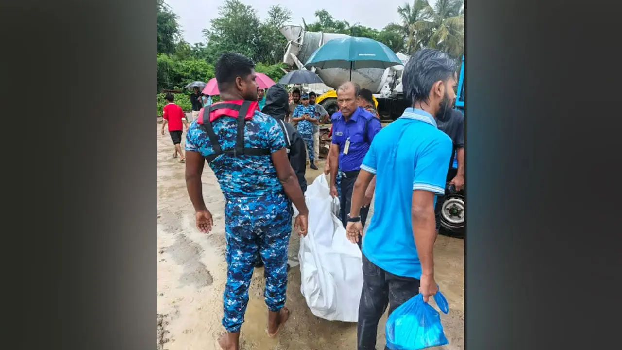 ইনানী সৈকতে গোসলে নেমে নিখোঁজ পর্যটকের মরদেহ উদ্ধার