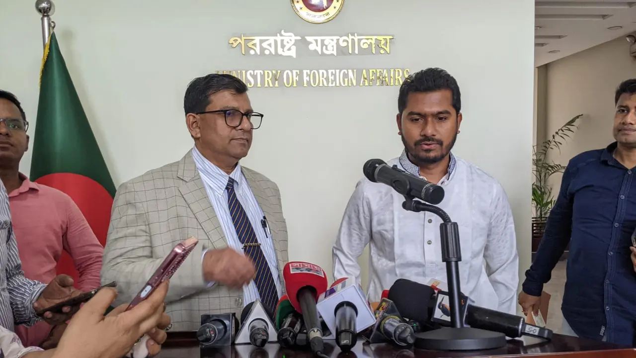 প্রধানমন্ত্রীর সফরে মালয়েশিয়ার শ্রমবাজার পুনরায় চালুর বড় সুযোগ তৈরি হবে