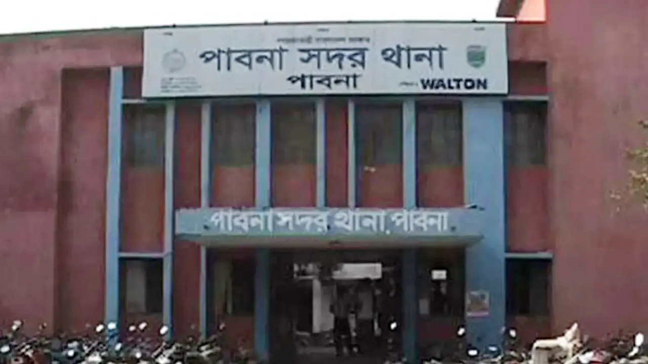 পাবনায় বালু উত্তোলন নিয়ে দুই গ্রুপের সংঘর্ষ, বিএনপি কর্মী নিহত