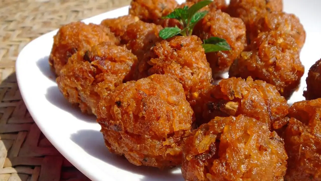 বাসি ভাত দিয়ে পাকোড়া তৈরির রেসিপি জেনে নিন