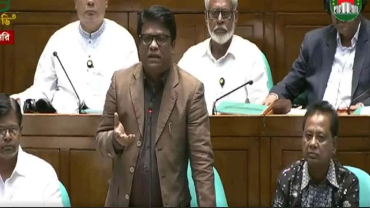 আগামী ৫০ বছর আওয়ামী লীগের বোধ হয় ফিরে আসার সম্ভাবনা খুবই ক্ষীণ
