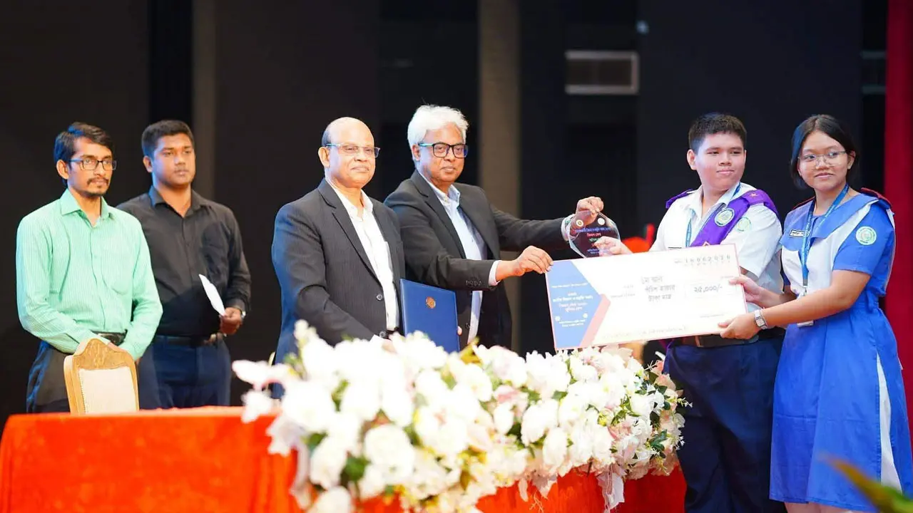 পাহাড় থেকে জাতীয় মঞ্চে, বিজ্ঞান মেলায় প্রথম সুজন-পূর্ণতার প্রজেক্ট